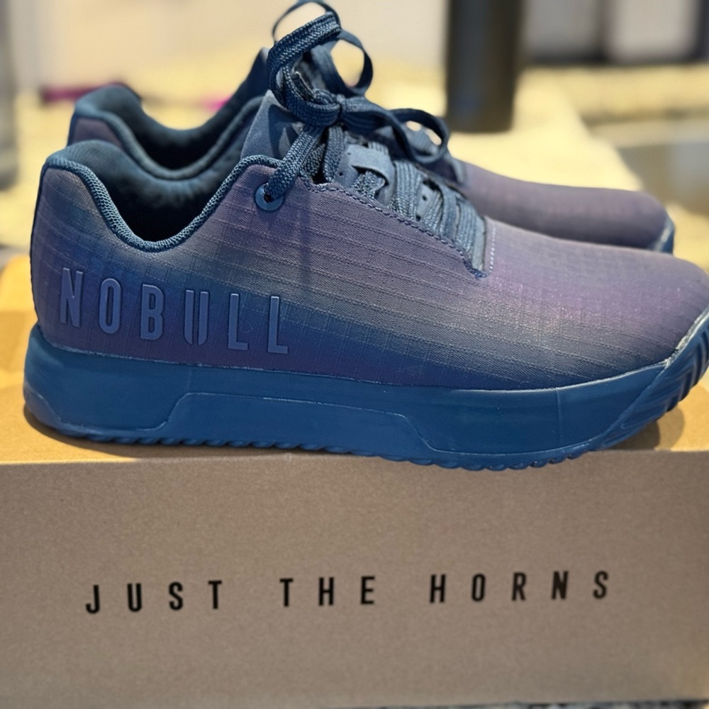 NOBULL Blue Athletic Shoes Gradient Design